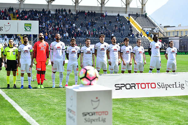 Echipa moldoveanului Alexandru Epureanu, Istanbul Bașakșehir, s-a calificat în semifinalele Cupei Turciei.
