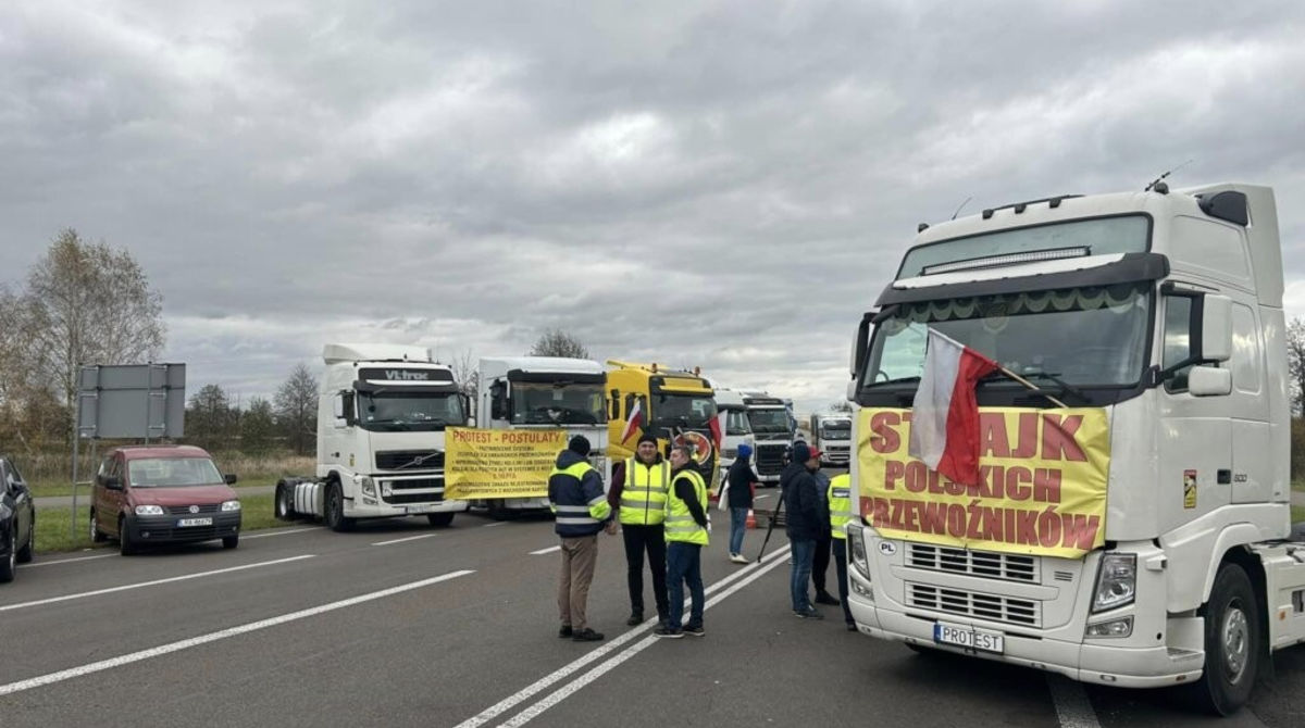 Польские перевозчики разблокируют границу с Украиной до марта.