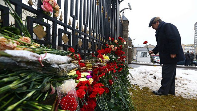 В Белоруссии из-за крушения Ту-154 на один день отключат праздничную иллюминацию.