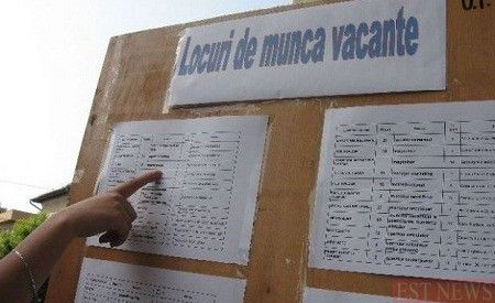 На зарубежном рынке труда преобладают неофициальные посредники.