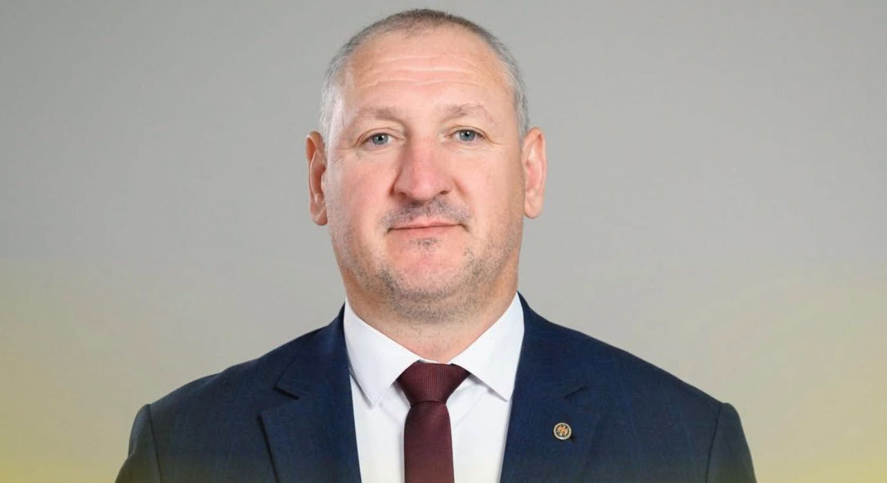 В случае назначения Белоус министром ее место в парламенте займет Виктор Мэтрэгуна.