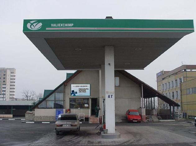 Directorul SRL Valiexchimp a fost reţinut, cu puţin timp în urmă, de ofiţerii de urmărire penală ai Centrului Naţional Anticorupţie.