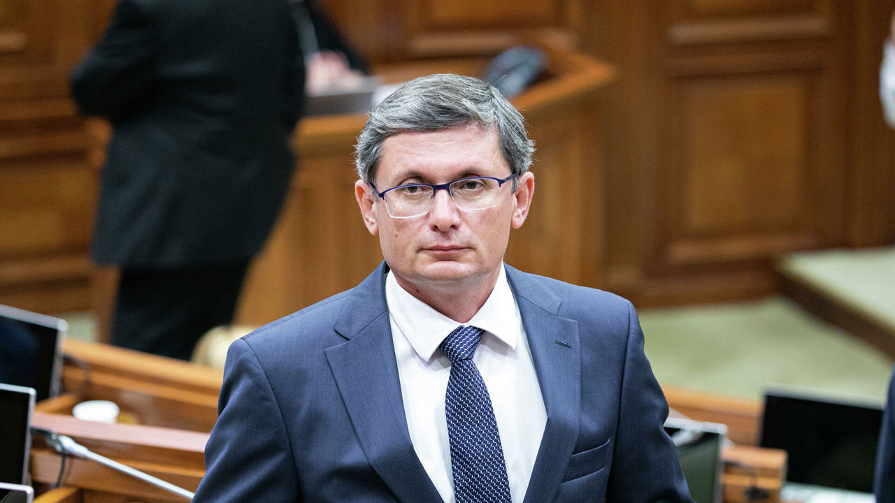 Гросу о заявлениях Перчуна про кандидатов в мэры Кишинёва от PAS: Он попал в засаду.