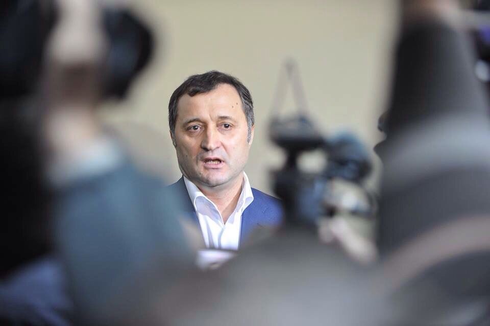 Филат: Пытаются повесить на меня все, что произошло в банковском секторе РМ. Фото: Константин Григорицэ