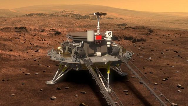 Китайский марсоход приостановит исследования на Марсе из-за Солнца.