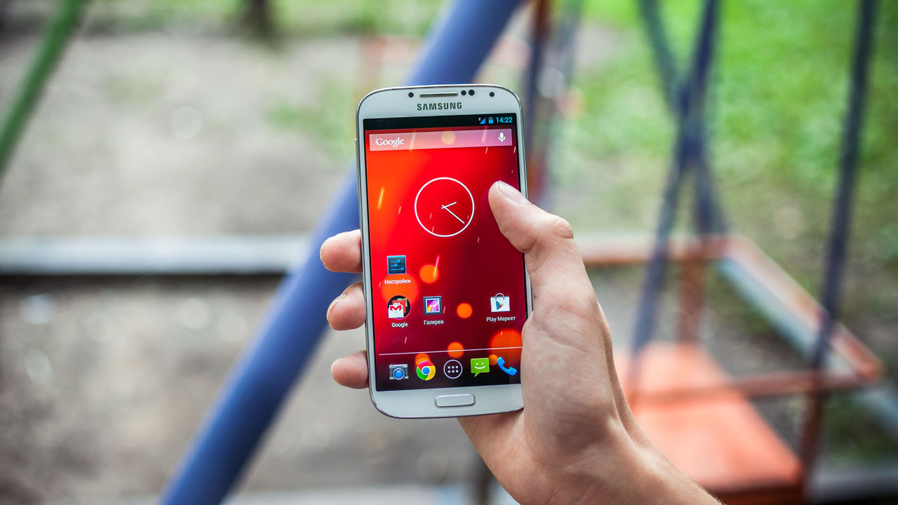 В компаниях Samsung и Google отказались комментировать данную информацию.