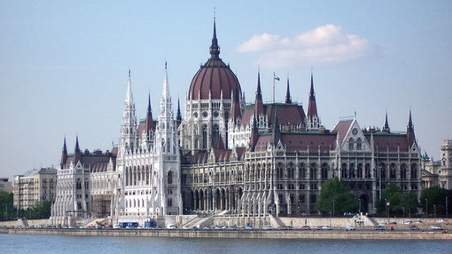 Ambasadorul Ucrainei la Budapesta, rechemat pentru consultări la Kiev.