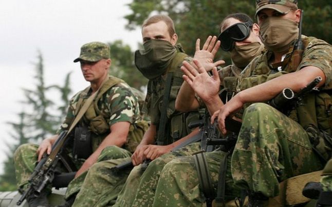 Cinci militari care au părăsit armata, dintre care doi spun că au preferat ca mai degrabă să facă acest lucru decât să lupte în Ucraina, şi-au povestit experienţele pentru Reuters, în acest material în execlusivitate.