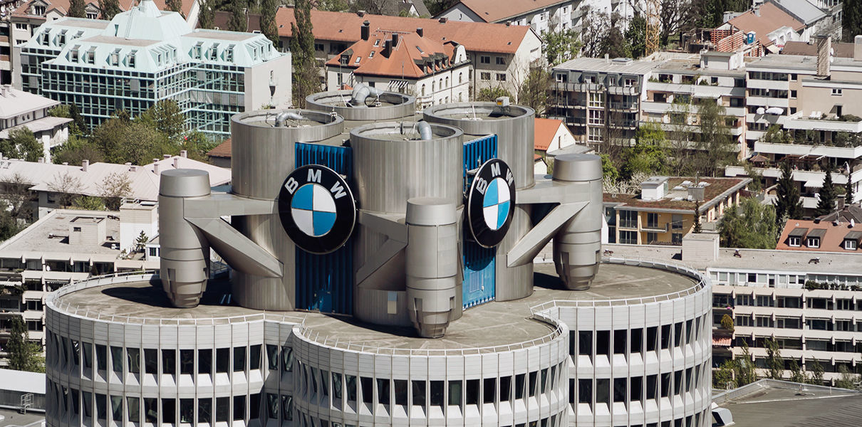 В планах электрификации BMW — не только электромобили.