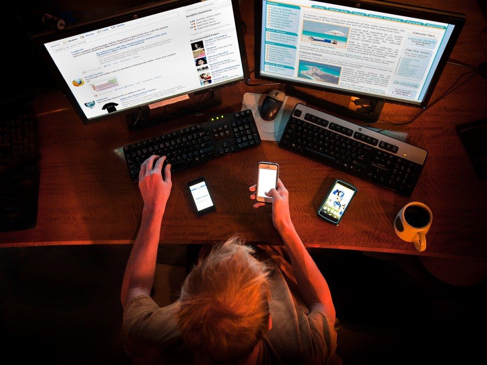 Adolescent chinez mort, după ce a fost internat într-un centru de tratare a dependenței de internet. 
