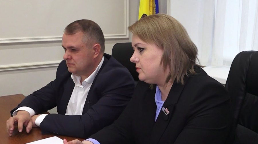 Александр Нестеровский и Ирина Лозован остаются под стражей.