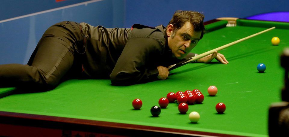 Fază amuzantă în timpul unei partide de snooker