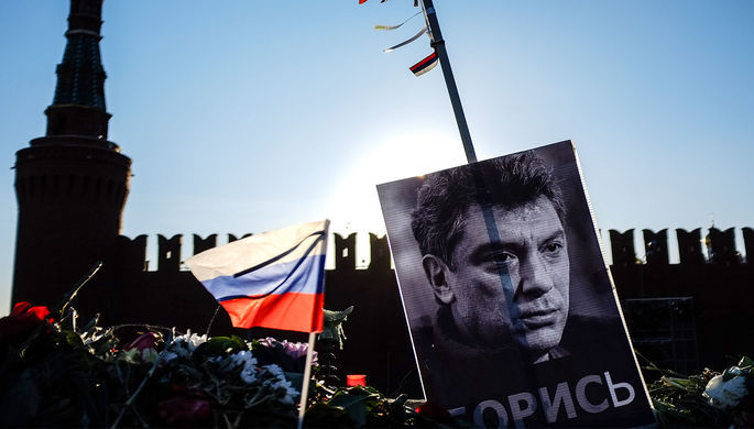Сквер у посольства России в Киеве переименуют в честь Немцова.