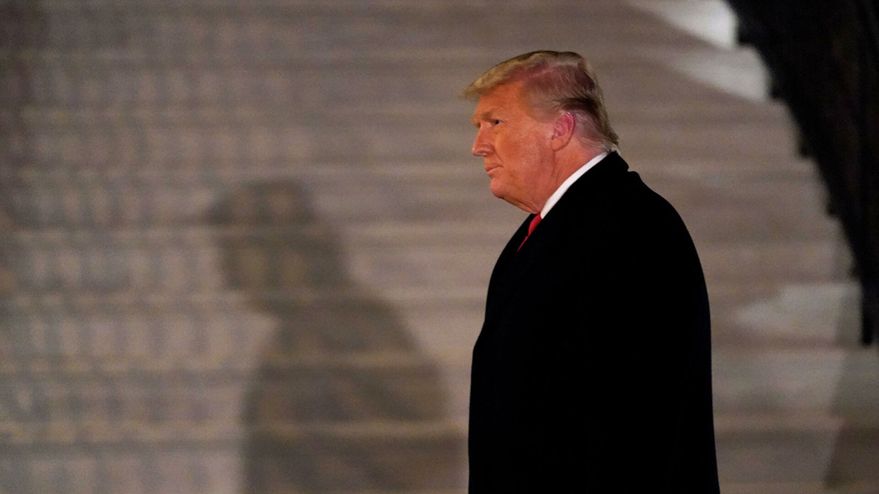 Трамп заявил, что "Путин играет с Байденом".