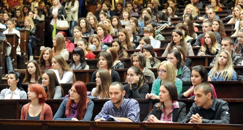 Открыт прием заявок на получение студенческой стипендии.
