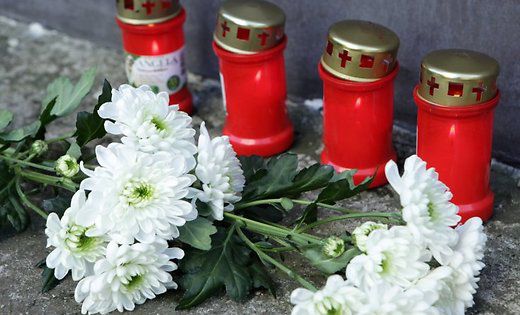 Политики выражают соболезнования.