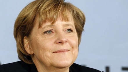 Cancelarul german Angela Merkel a slăbit 10 kg în ultimele patru luni. Dieta ținută de aceasta este bazată pe fructe și legume.