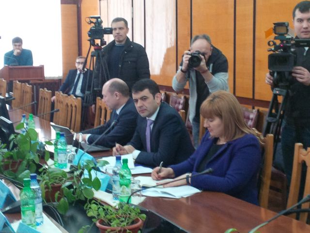 Chiril Gaburici se va intalni astazi cu liberalii si comunistii, anunta PLDM intr-un comunicat de presa.