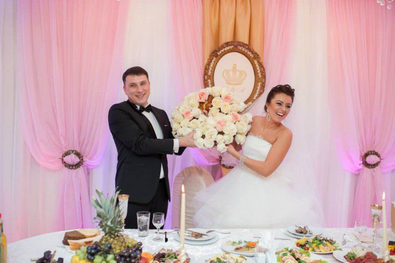 Lilia Lozan: Scumpul meu, mulți ani! Ești cel mai minunat soț. Foto: ea.md