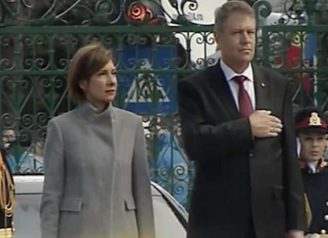 Vieţile particulare ale preşedinţilor au fascinat dintotdeauna, aşadar, nu e o surpriză că şi despre Klaus Iohannis românii vor să afle, dacă se poate, totul.
