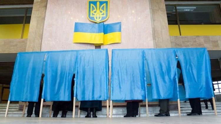 На Украине пройдет второй тур выборов президента.