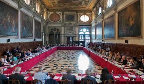 Schimbarea sistemului electoral evaluată critic de către Comisia de la Veneția.