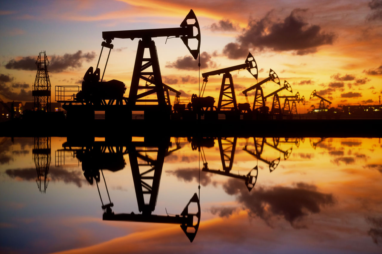 Prețurile petrolului cresc pe fondul conflictelor din Orientul Mijlociu și Ucraina.