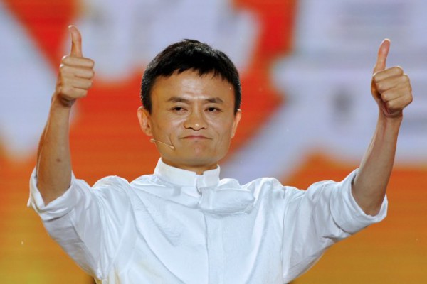 Глава интернет-холдинга Alibaba Джек Ма признан самым богатым человеком в Азии по версии Bloomberg.