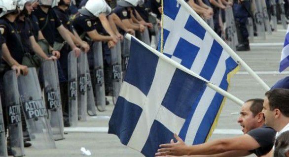 Grevă generală în Grecia, în semn de protest faţă de măsurile de austeritate.