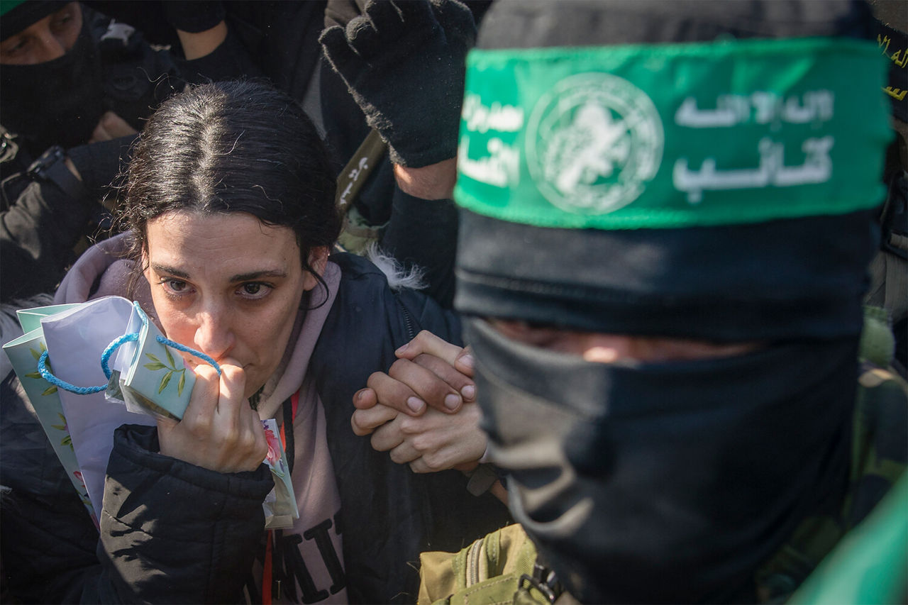 Hamas a cerut Israelului să elibereze aproximativ 600 de prizonieri palestinieni.