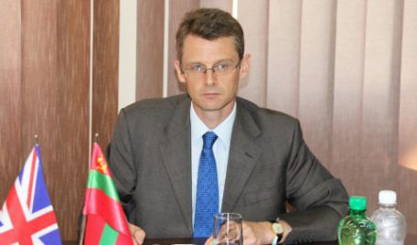 Produsele alimentare din Repubulica Moldova nu sunt întotdeauna sigure, iar din acest motiv numeroase persoane ajung la spital cu intoxicaţii alimentare.