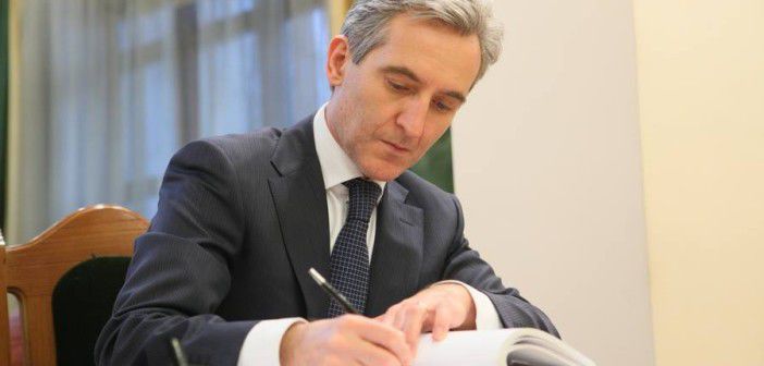 В декларации о доходах экс-премьера Юрия Лянкэ числится всего один автомобиль – марки ВАЗ, 1989 выпуска.