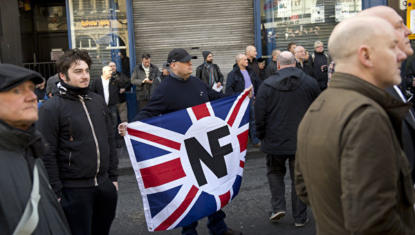 В Британии опасаются роста правого экстремизма из-за Brexit.