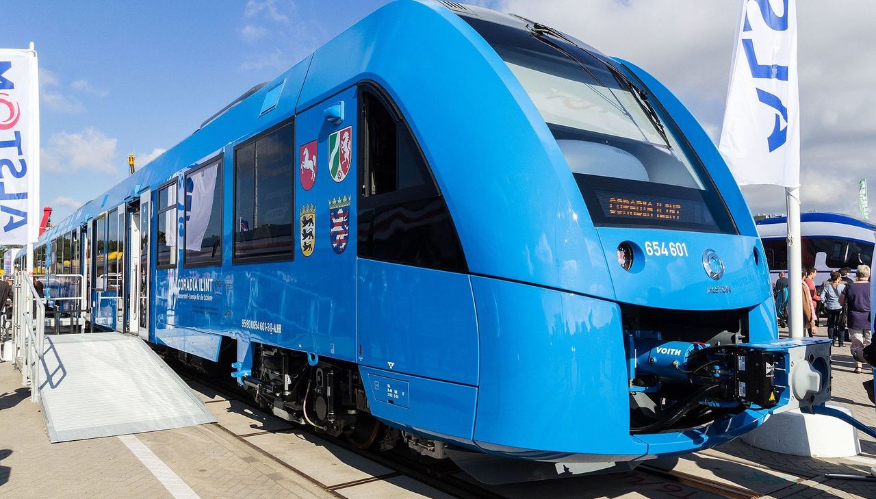 Французская компания Alstom разработала поезд на водородном топливе. Фото: germania.one.