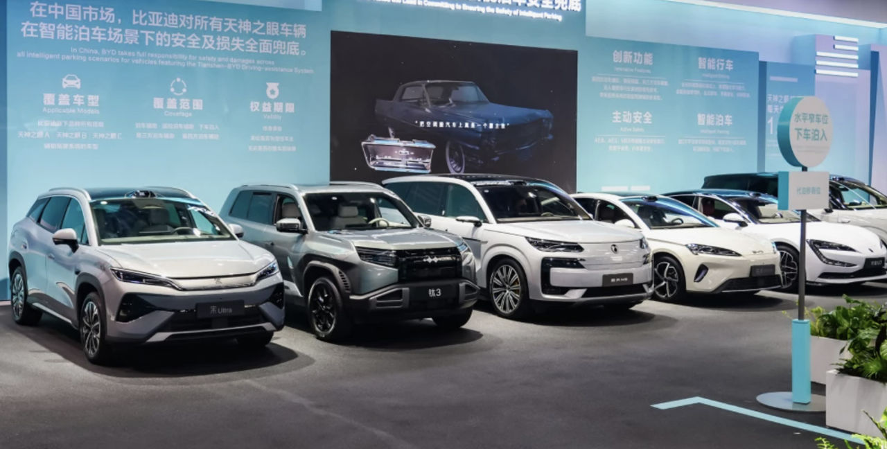 Vânzările de autoturisme noi în China au scăzut.