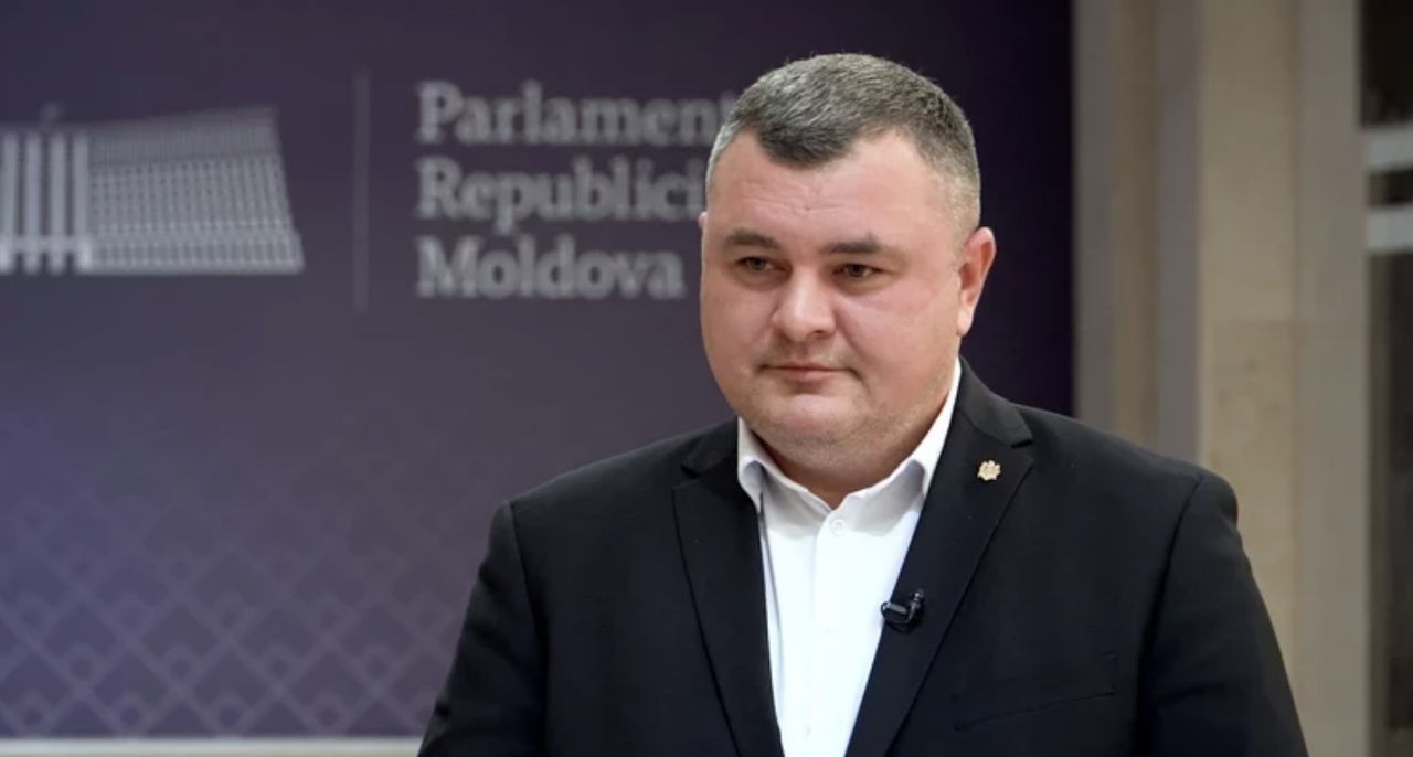 Novac: Sunt necesare măsuri mai stricte pentru combaterea discriminării în Moldova.