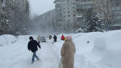 A nins puternic şi la Bâlea Lac, acolo unde stratul de zăpadă a atins deja 20 centimetri iar temperaturile au scăzut sub -4 grade Celsius.