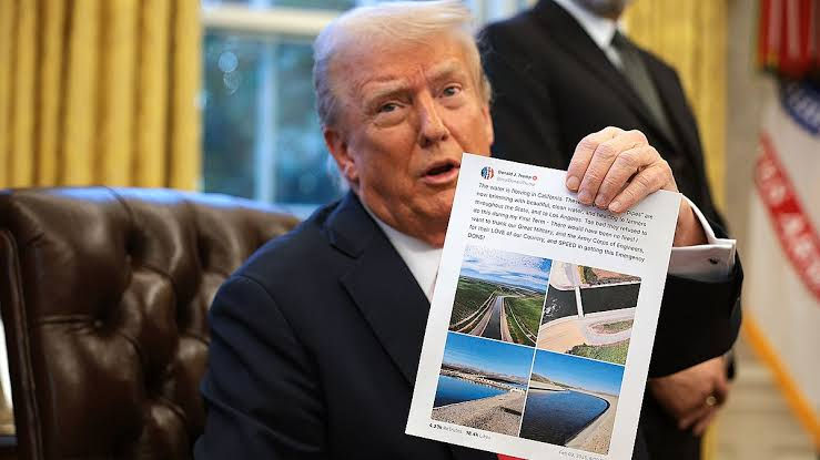 Трамп начал продавать инсайды за $100 000 в месяц в своей соцсети.
