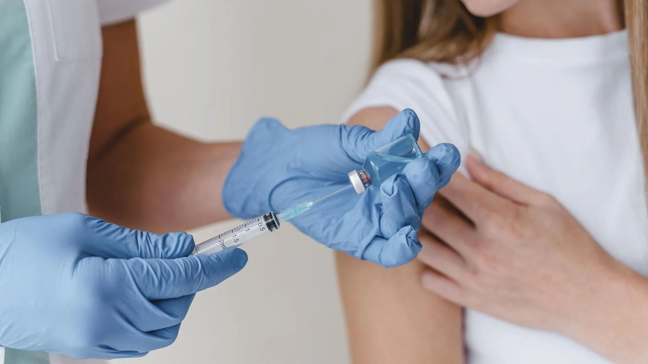 Un lot de 240.000 de doze de vaccin antigripal a ajuns în R. Moldova.