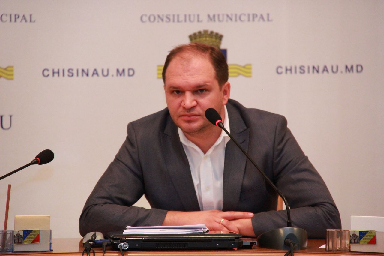 Ceban spune că va rămâne să exercit aceleaşi atribuţii funcţionale în Aparatul Preşedintelui RM, dar şi să conducă fracţiunea PSRM în CMC.