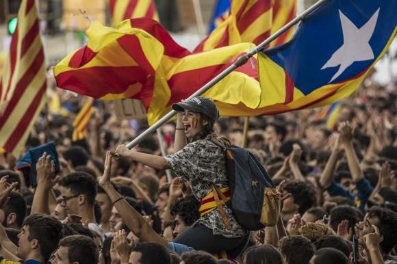 Declarația de independență a Cataloniei, nulă și neconstituțională.