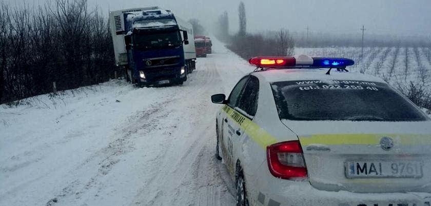 Снегопад обрушился на южные районы Молдовы.