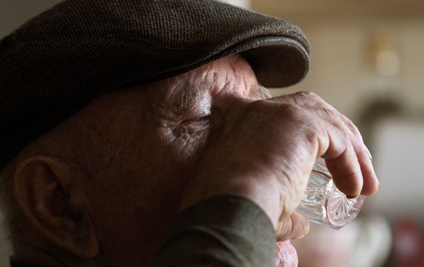 Средняя продолжительность жизни российского мужчины достигает 63 лет - на год меньше чем в Руанде, говорится в данных ВОЗ.