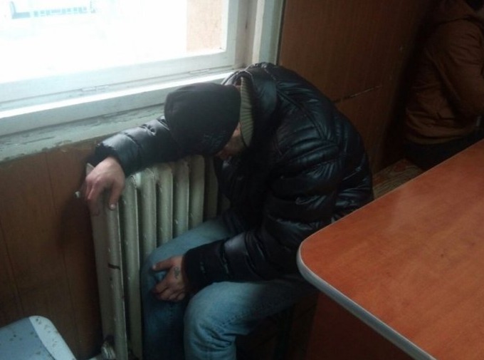 Beat criță și cu o mașină furată. Ce au descoperit polițiștii