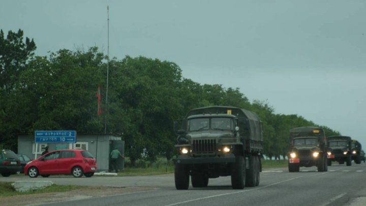 14 июня колонна проследовала для повышения мер безопасности на военных складах в Колбасне.