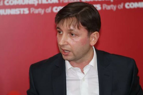 Депутат от Партии коммунистов Артур Решетников. Фото: abzormd.com