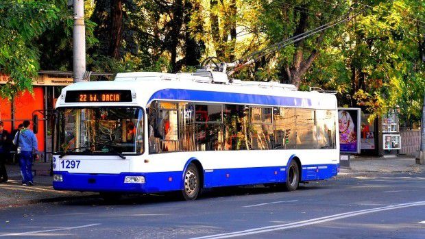 Troleibuzele de pe ruta 22 nu mai circulă pe bulevardul Ştefan cel Mare şi Sfânt. 