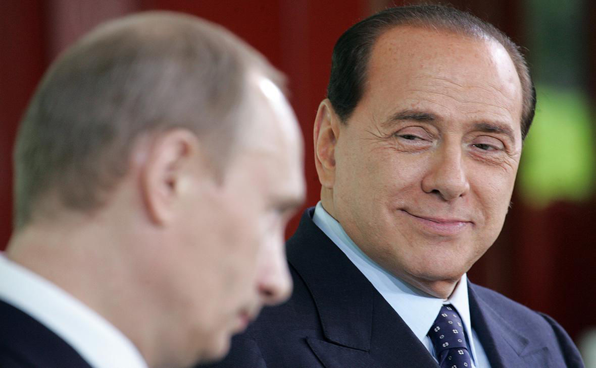Берлускони, приняв водку от Путина, нарушил санкции ЕС.
