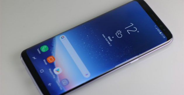 Samsung Galaxy S8, S8+ și Note 8 se aprind din senin.