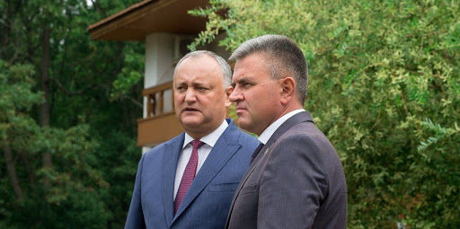 Додон в конце июля - начале августа проведет встречу с Красносельским.